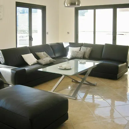 Spacious Luxury House In With Private Swimming Pool, Sea Calvi (Corsica)