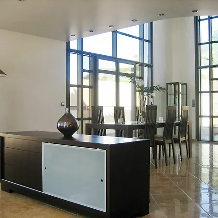 Spacious Luxury House In With Private Swimming Pool, Sea *